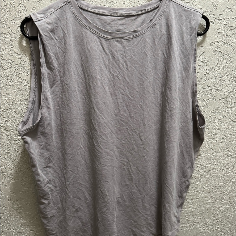Muscle shirt